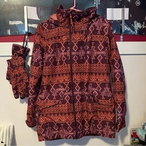 Burton snowboard/ski jacket + matching gloves